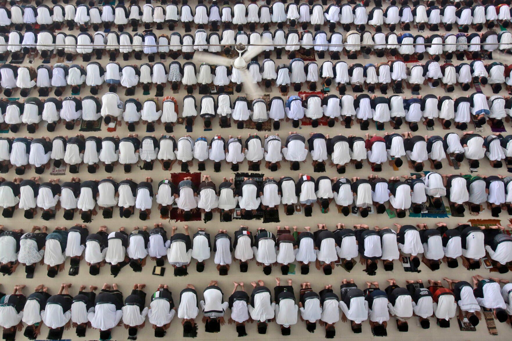 APTOPIX Indonesia Ramadan